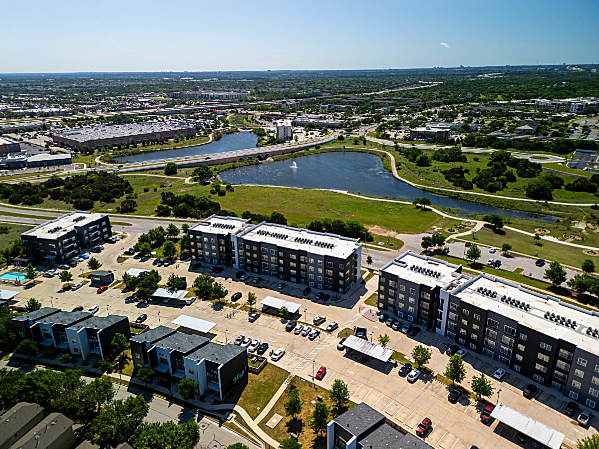 Bird's Eye view of Cedar Park Apartments and green spaces for article Cedar Park: an Outstanding Choice for Newcomers moving to Austin.