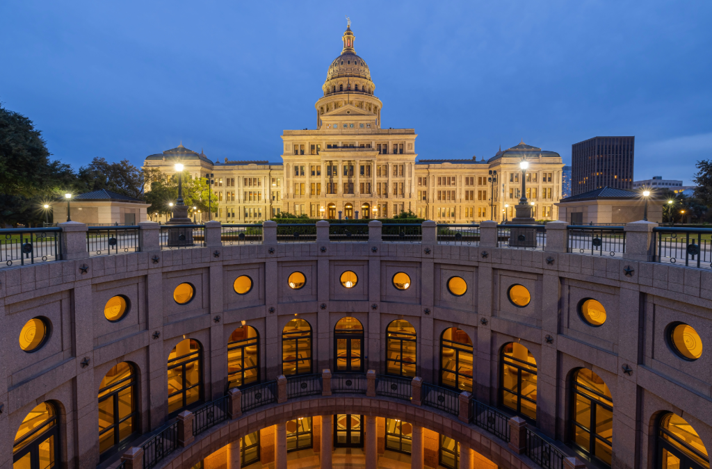 Exploring Downtown Austin: 7 Incredible Must-Sees for Newcomers