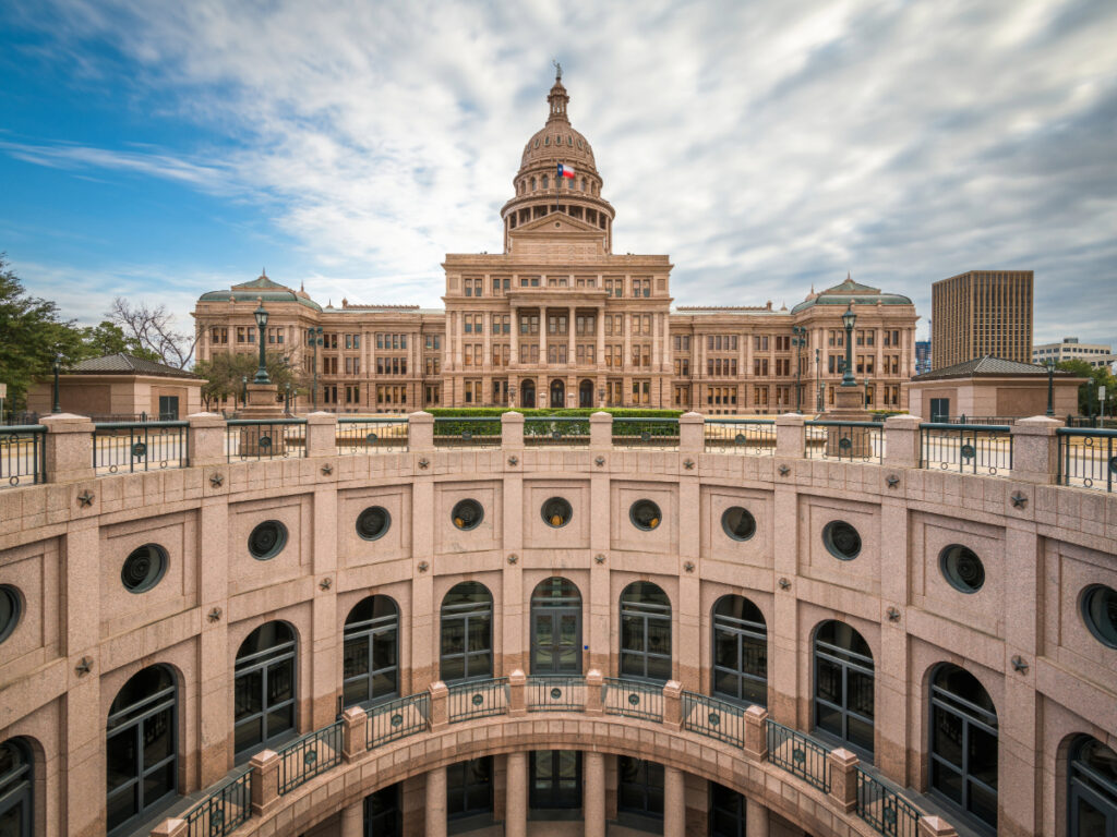 Picture of the capital building in Austin for article The Fascinating History of Austin for newcomers moving to Austin.