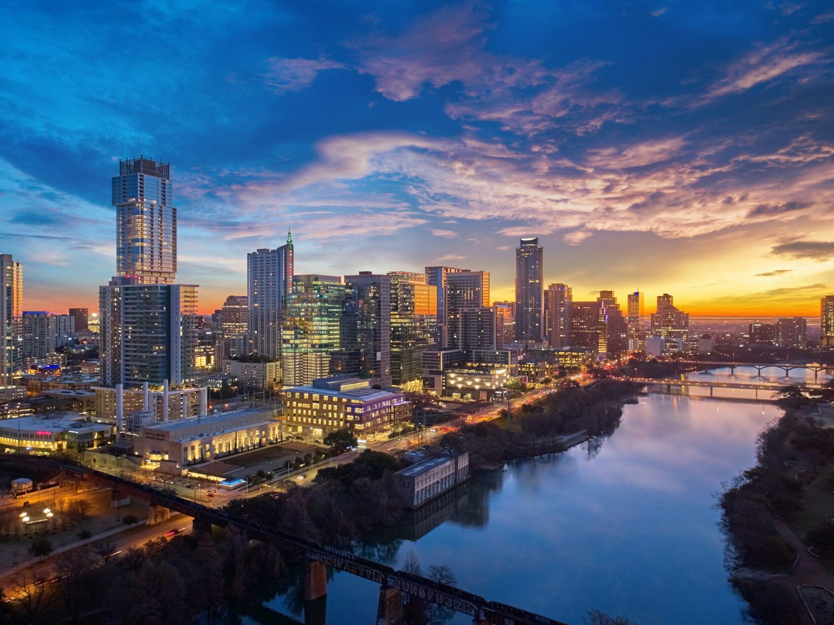justin-wallace-cB_LQ6NGkq4-unsplash Austin, Texas skyline. How to move from New York City to Austin
